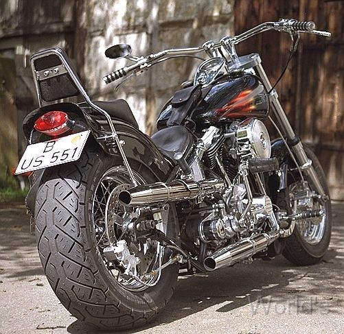 Custom 011.jpg